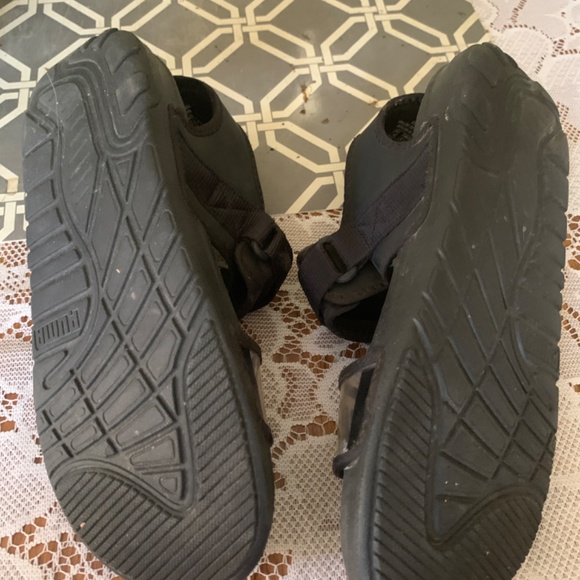Women’s puma sandals size 7 1/2 - Picture 3 of 5